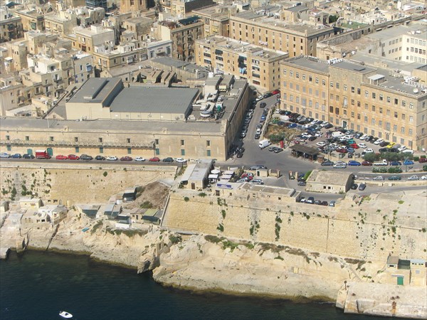 1507-Над Мальтой